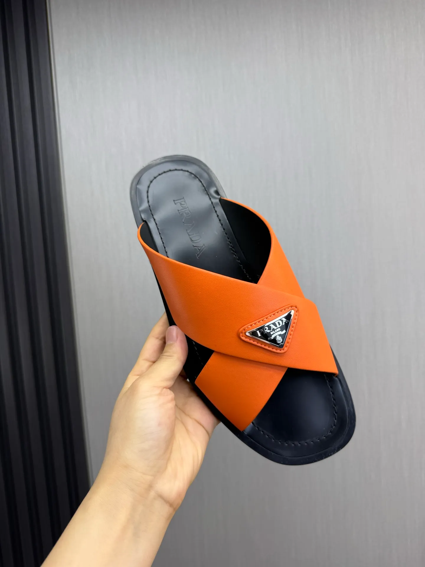 Factory price 340💰 ＰＲＡＤＡPrada - popular men's slippers hot sale 🔥 🩴Official website one to one production 38-45 sizes 45 46 🉑️Customized!